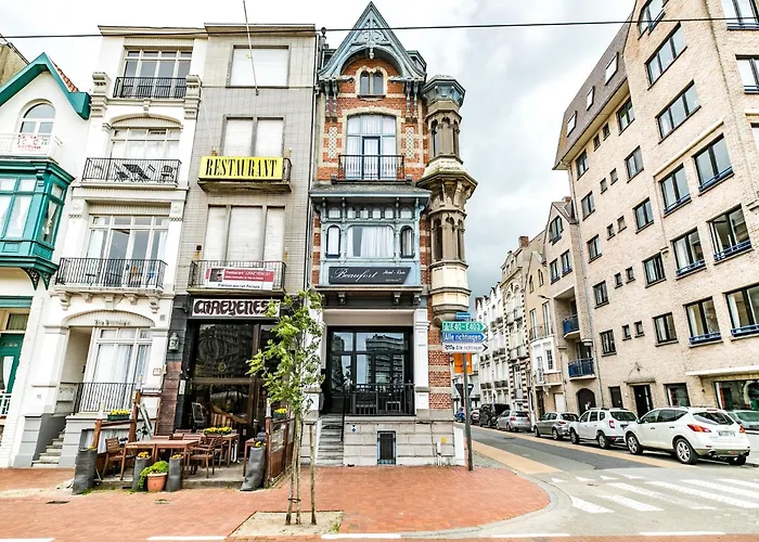 In By Marina 布兰肯贝赫